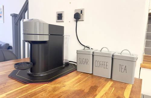 The Cozy Hideaway - 2 Bedroom apartment with garden in Orpington with free Parking - Photo 9