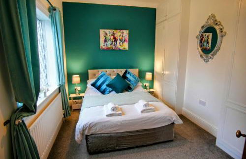 Northfield Cottage, Games & Arcade Room, Dog Friendly HS2, NEC, BHX, M42, Family Gatherings, Contractors, Hot Tube Hire Optional - Foto 48