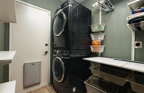 Fabulous Oasis in Las Vegas with Tesla Charger - Foto 13