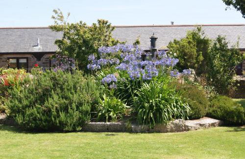 The Roundhouse - Photo 23