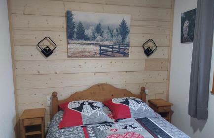 Joli appartement T2, la clairière du lac, rez de jardin, terrasse fermée, parking - Foto 2