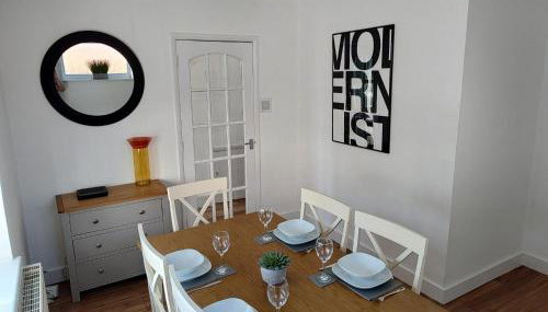 Jarvis Drive 3 Bed contractor house In melton Mowbray with parking - Foto 4