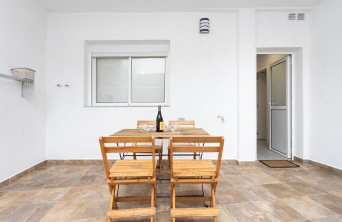 Home2Book Modern Apt Indoor Terrace, La Laguna - Foto 29