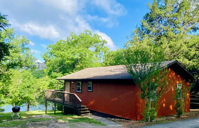 Calm Waters Cabin Resort - Photo 27