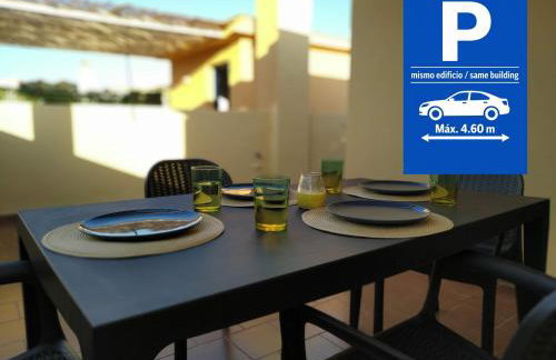 Málaga Yellow Duplex free parking and terrace - Foto 1