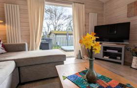 1 or 2 bedroom Hot tub Lodges - Foto 3