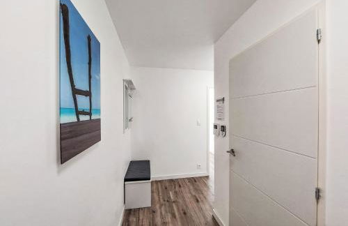 Apartment Grand Balcon- Piscine et proche du Port by Interhome - Foto 18