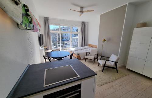 Apartment mit Meerblick und Südbalkon - Foto 6