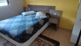 Sobrado em área tranquila - Foto 2