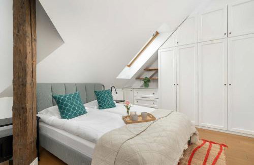 Modern Apartment with Air Conditioning and Terrace near Old Town in Cracow by Noclegi Renters - Foto 23