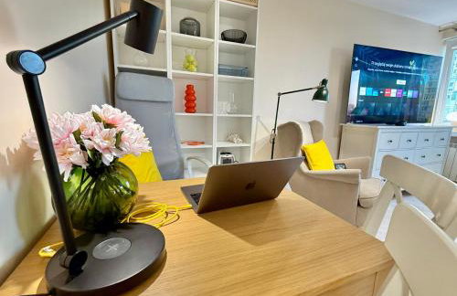 GREEN 5 AC Rondo ONZ metro WiFi 80'TV OLED Netflix HBO AppleTV Disney - Foto 17