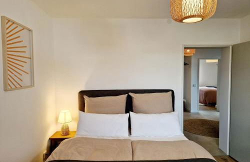 Sonnenhang im Boho-Stil mit Balkon, 500m zum See, 2 Schlafzimmer - Photo 20