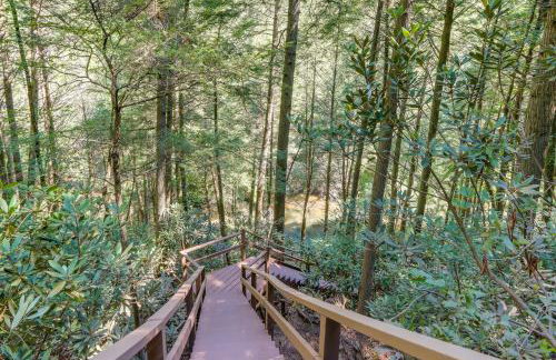 Luxe Fightingtown Creek Cabin 2 King Suites and Spa - Foto 30