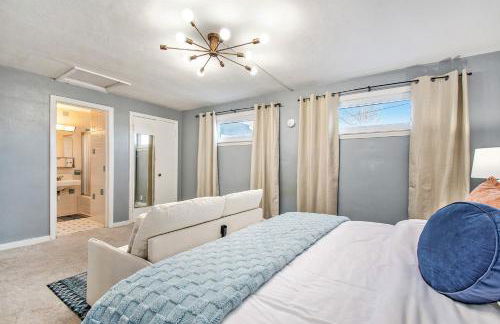 Tahanan - Cozy 4BD Near Downtown & UND - Gameroom - Foto 24