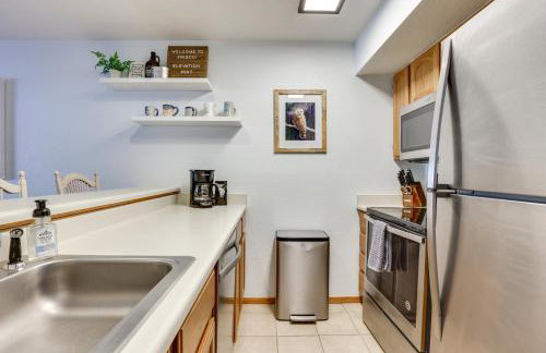 Walkable Frisco Condo Mtn Views and Shared Hot Tub! - Foto 4