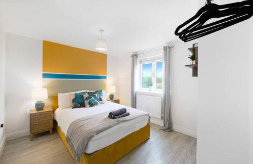 5-BR Home 7-Beds Wi-Fi Parking, Great for Contractors Peterborough, Wi-Fi - Foto 7