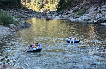 Spacious Cozy and Renovated Mountain Retreat - Foto 58