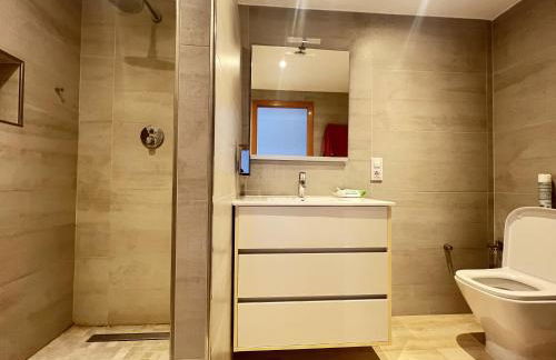 Apartamento Frente al Canal con Terraza y Vistas al Mar - Foto 38