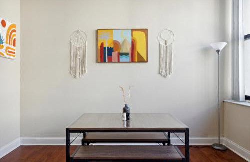 Sleeps 4! 2BR, Gym, Paid Parking, Close to Major Attractions - Foto 64