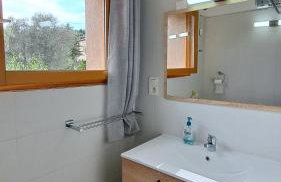3 Bed House Sleeps 8 -Private Garden -Pets Ok - Foto 5