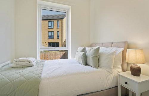 Mersey Way, Spacious 3 Bed Home, Close to Sheffield City Centre & FREE Driveway Parking - Perfect for Workers, Groups & Families - Hosted by Stay Host Save - Foto 6