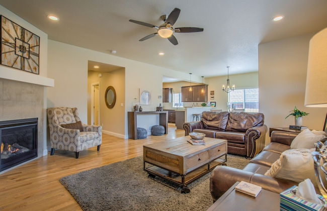 4bdpikes Peak Viewsminutes to Hiking & Dining!! - Foto 1