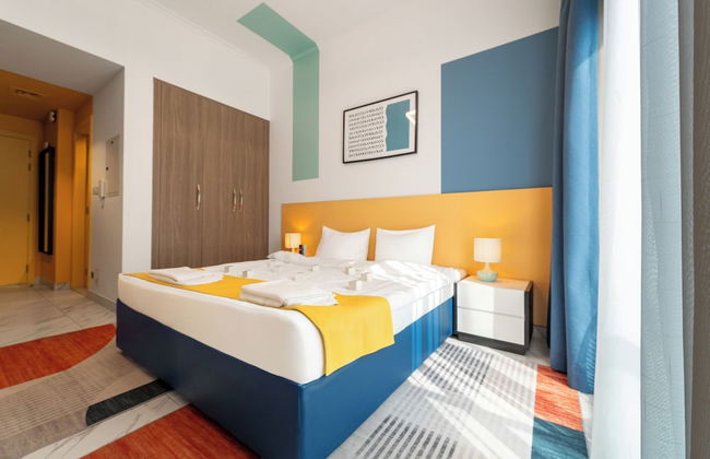 Izzzi Life Mint- Apart Hotel - Photo 32