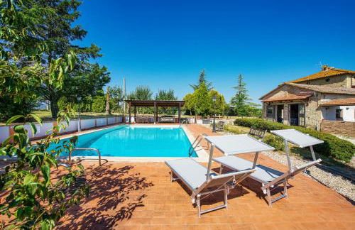 Timeless 19th-Century Villa with Private Pool Oasis - Photo 1