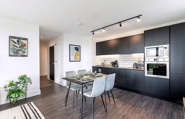 Sleek and Stylish 9th Floor Apartment - Foto 6