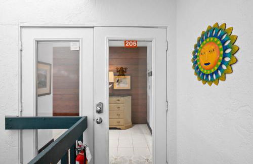 Seaside Beach House 205 - Photo 33