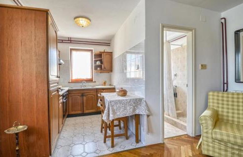 Stunning Home In Labin With Wifi - Photo 15