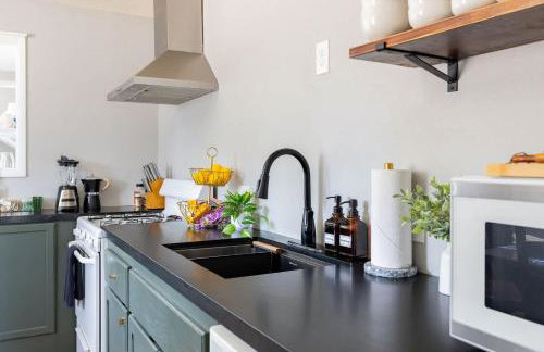 Scenic Mountain Getaway by the Park - Foto 47