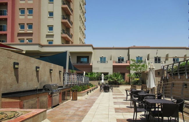 Outstanding 2BR in Serene JVT Neighborhood! - Photo 25