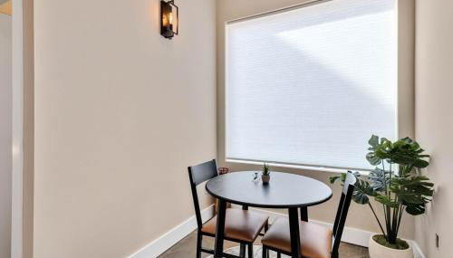 Luxurious Industrial Downtown Suite - Foto 3