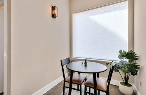 Luxurious Industrial Downtown Suite - Foto 3