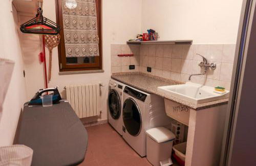 Casa per 6 con AC nel verde del Monferrato, giardino e barbecue - Foto 12