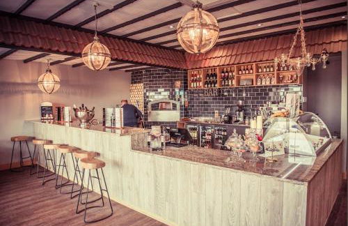 Experience Coastal Bliss in Our Modern 2019 Sea Viev 2 Bedroom static caravan at Clarach Bay Holiday Village! - Foto 20