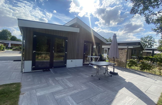 3 bedroom House in Biddinghuizen with swimming pool and terrace - Photo 1