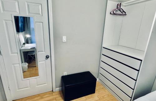 Bright, Stylish & Cozy 2Bed Unit w/Backyard & Grill Close to NYC! - Foto 24