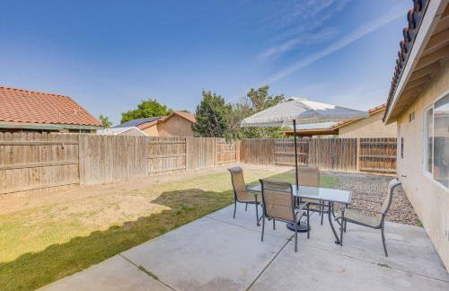 Bakersfield Home with Pool Table, Cornhole and More! - Foto 26
