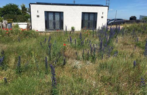 Pass the Keys Mistral Coastal Cabin - Dungeness sleeps 23 - Photo 13