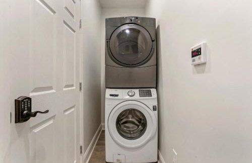 Renovated Historic 4BR House Near Magazine St & Uptown - Photo 19