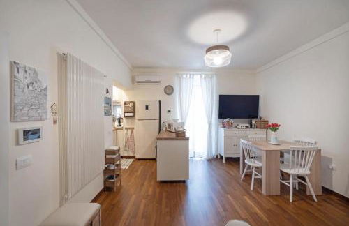 Dimora Tiffany - Exclusive Comfort in Central Monopoli - Foto 9