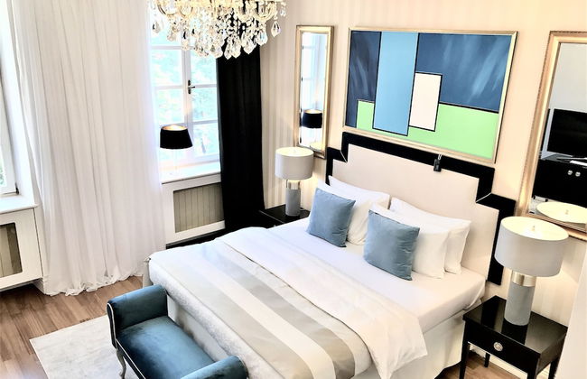 MONDRIAN Luxury Suites & Apartments Old Town Market Square - Photo 24