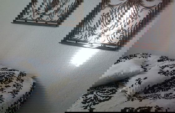 Modern vacational home close to Costco and Walmart - Photo 4