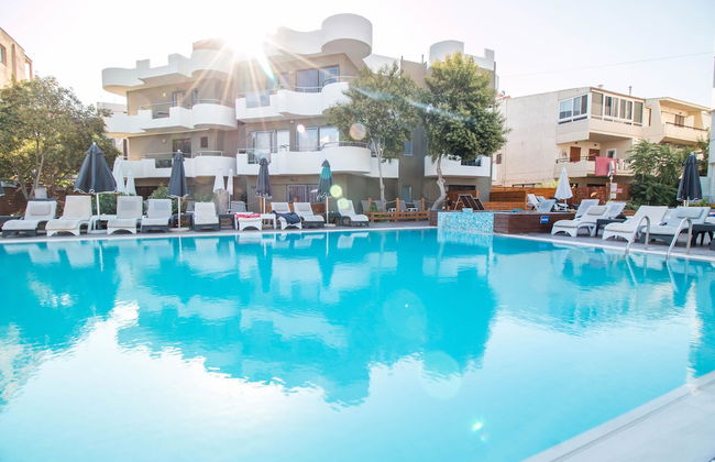 Sunny Days Hotel Apt - Photo 110