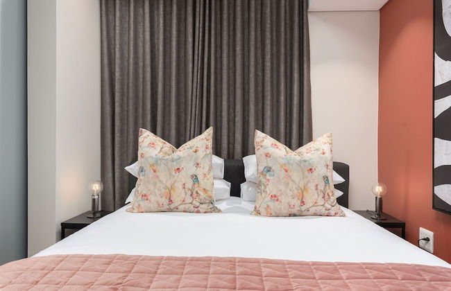 ITC Docklands - Photo 21