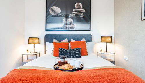 TheCountingSheep - Heathrow in 15 mins - Glass Balcony - Dedicated Workspace - Foto 2