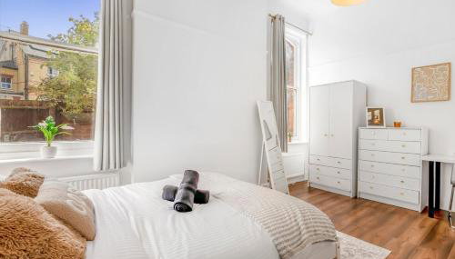 Stylish 1BR Flat-Terrace-Free Parking-Rail Station - Foto 5