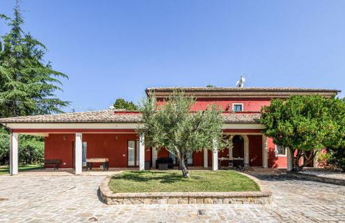 Gorgeous Home In Loc Avenale, Cingoli - Foto 2
